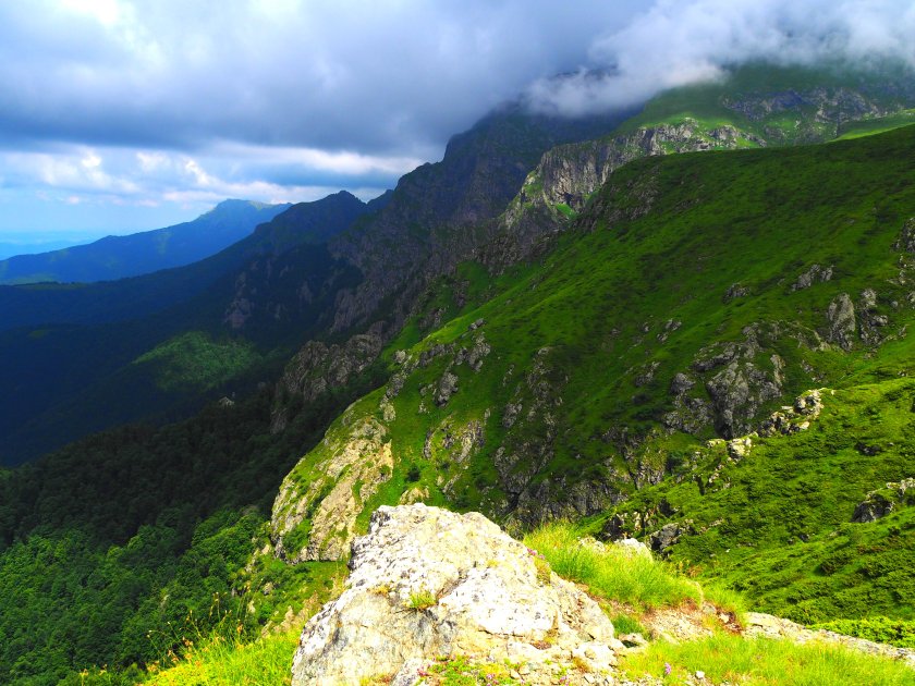 През нощта в по-голямата част от страната ще преобладава ясно