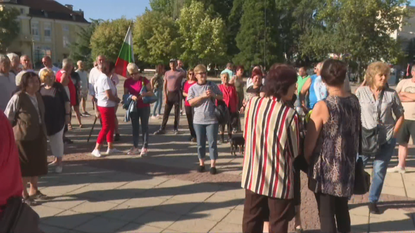 Заради липса на вода за питейни и битови нужди жителите