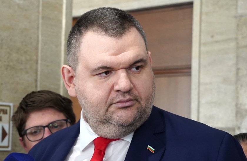 Съпредседателят на ДПС Делян Пеевски отправи нови критики към президента