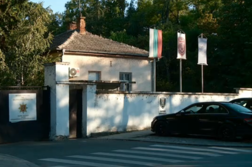 Много тежък и крайно нелеп инцидент, заяви вътрешният министър. Калин