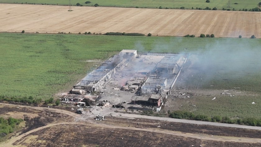 Засилени проверки в търговски обекти за пиротехнически изделия.Контролът продължава след
