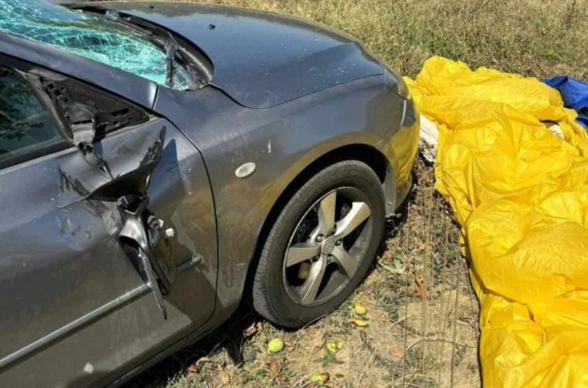 Очевидец на инцидента с падналите парашутисти край Ихтиман: Чухме силен тътен, удар