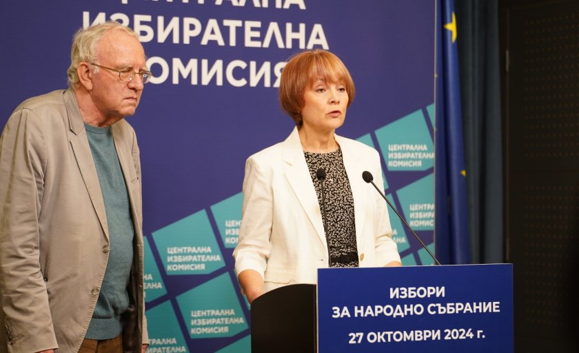 Подготовката на предстоящия вот върви нормално, стана ясно на брифинг