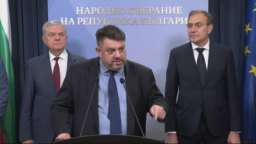 БСП-Обединена левица разговаряха с ГЕРБ-СДС. След проведената среща от БСП-Обединена