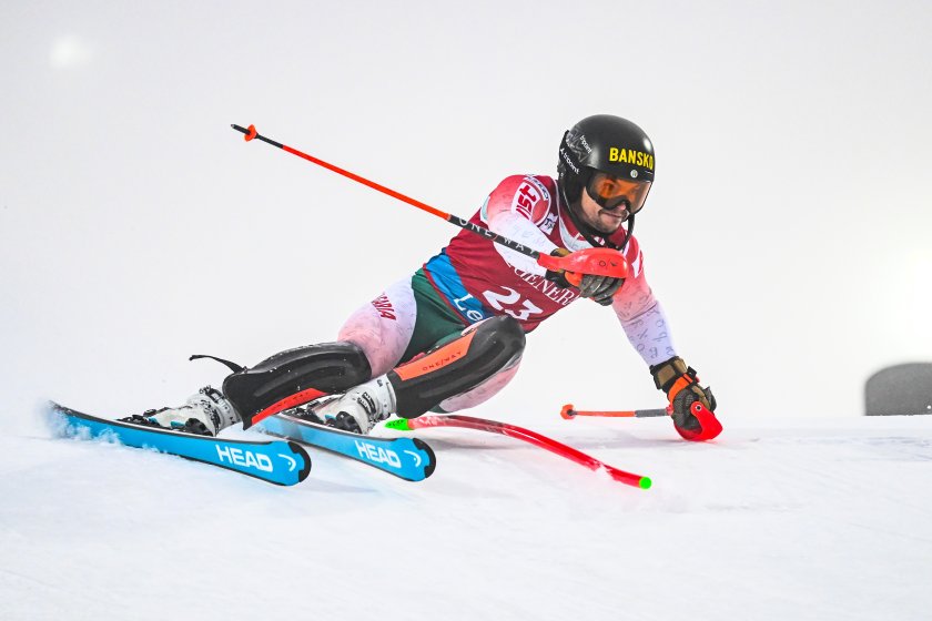 снимки БГНЕСНамерете БНТ в социалните мрежи: , , , Гледайте