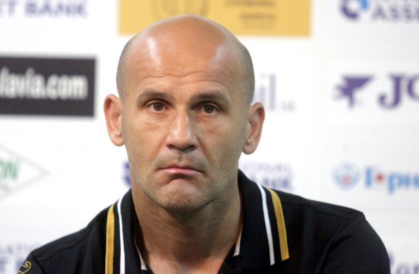 Във футбола никога не е спокойно, така че се опитваме