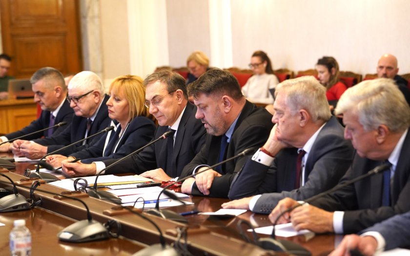 БСП - Обединена левица ще направят опит за преговори в