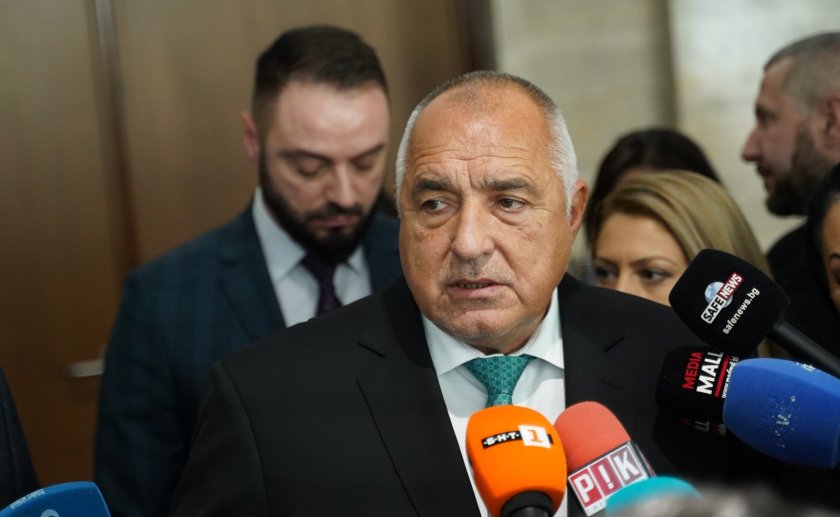 Не можах да разбера защо месец и половина говорим за