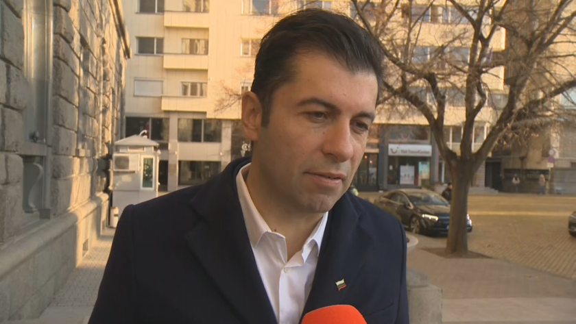 Трябва да се отпуши работата на парламента. Това заяви Кирил