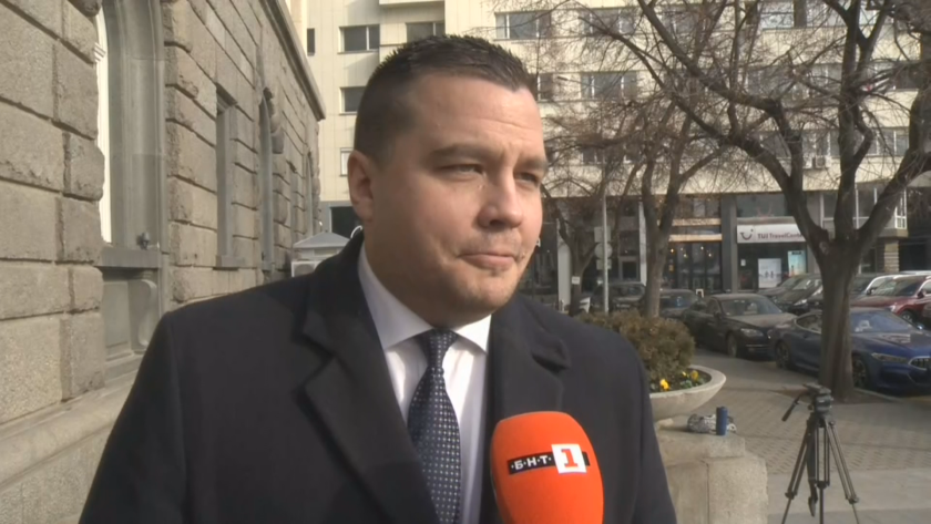 Поведението на БСП показва зависимости от ДПС, можем вече да