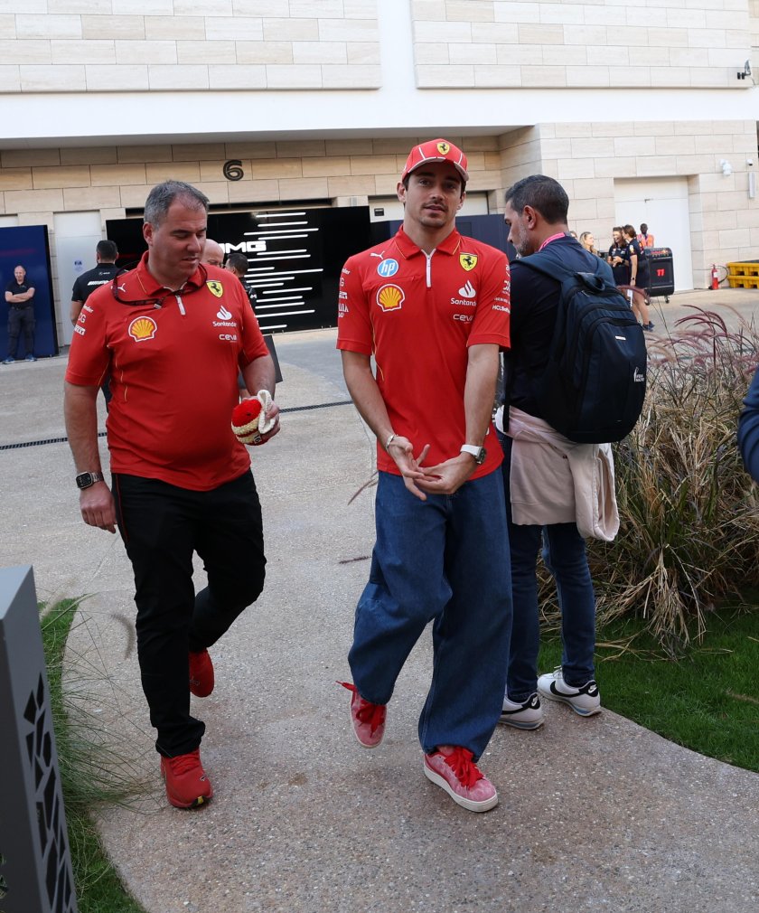 Пилотът на Ферари Шарл Льоклер даде най-добро време в единствената