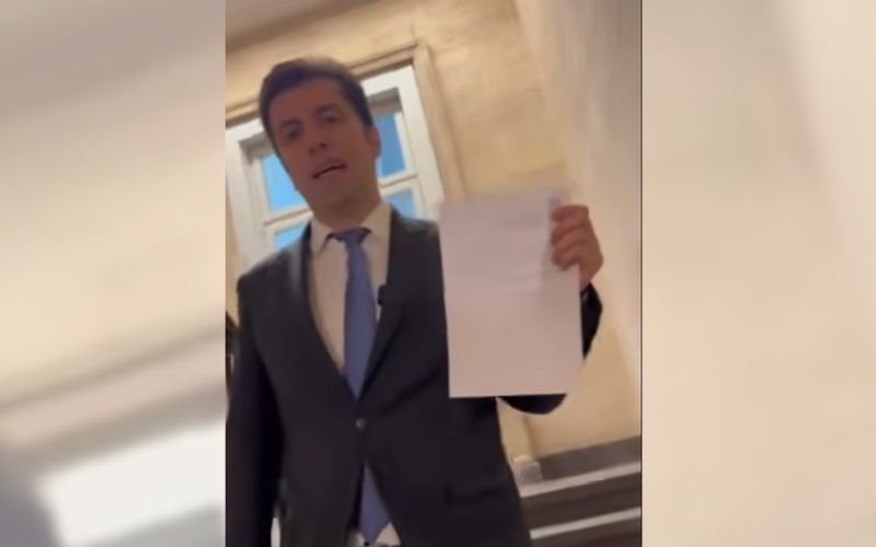 Съпредседателят на ПП-ДБ Кирил Петков се отказа от имунитета си