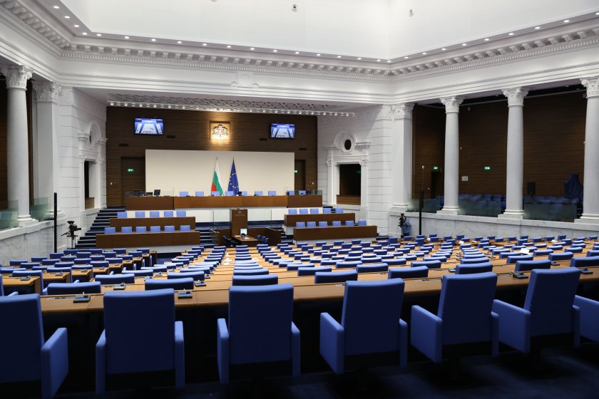Пореден опит да заработи 51-то Народно събрание. Без аналог до