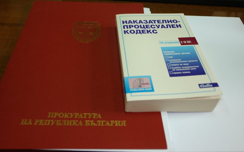 Задържаха двама души, нанесли побой на мъже заради сексуалната им ориентация