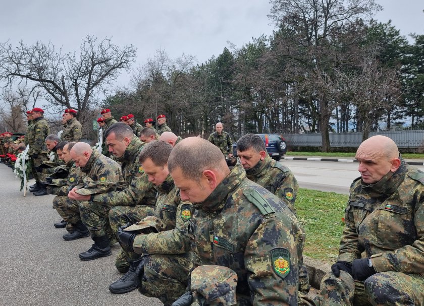 В памет на загиналите войници в Кербала: 21 години по-късно си спомняме за героите със свещени клетви