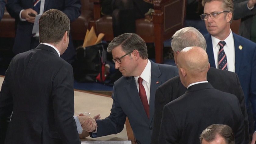 В Съединените щати - с 218 гласа за и 215