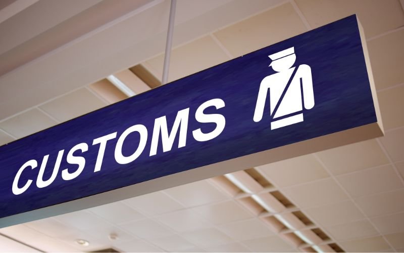 Над 300 000 артикула, имитиращи известни марки, са задържали служителите