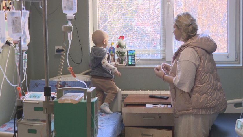 Думи на надежда идват от лекарите в Клиниката по детска