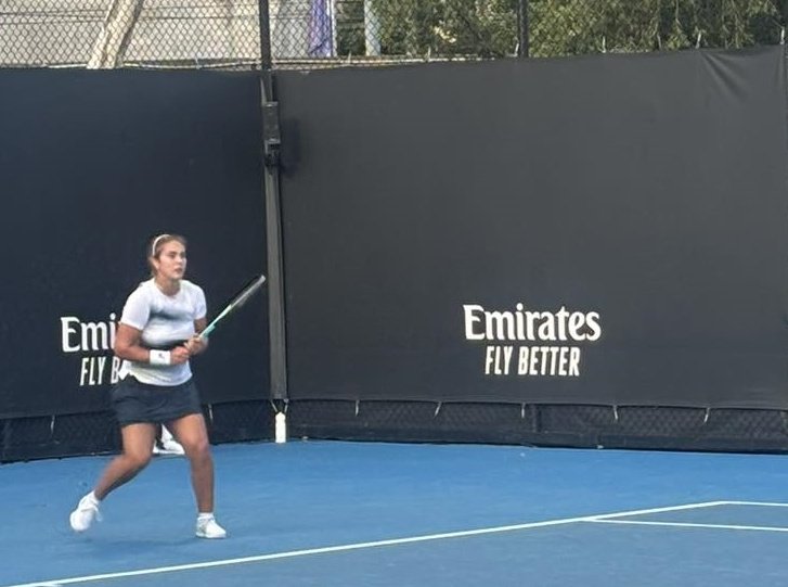 йоана константинова класира втория кръг australian open девойките