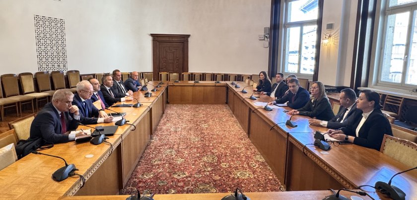 Парламентарната група на ДПС - Ново начало проведе работна среща