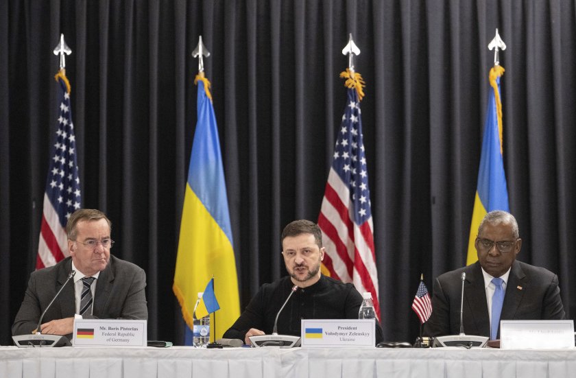 11 дни преди връщането на Доланд Тръмп в Белия дом,