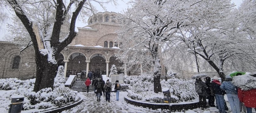 Близки и приятели се сбогуваха с Красимир Куртев - сърцето