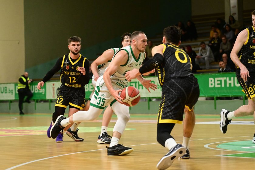 берое развихри миньор 2015