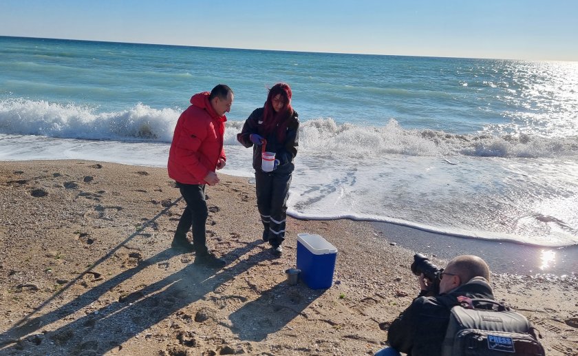 Няма замърсяване на морските води след разлива в Керченския проток