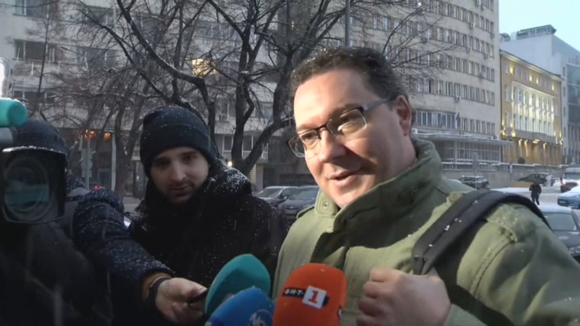 Даниел Митов: България трябва да получи редовно правителство