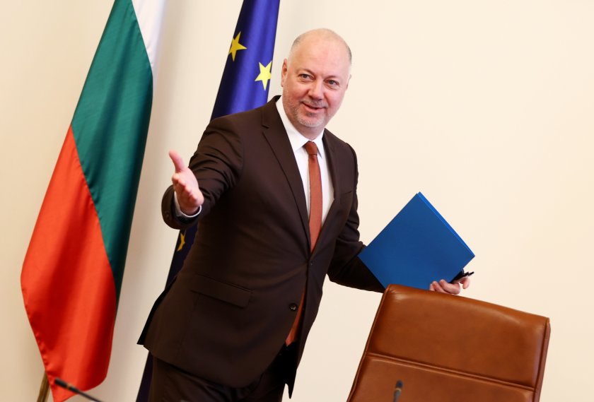 Росен Желязков: Оттегляме Закона за държавния бюджет за 2025 г.