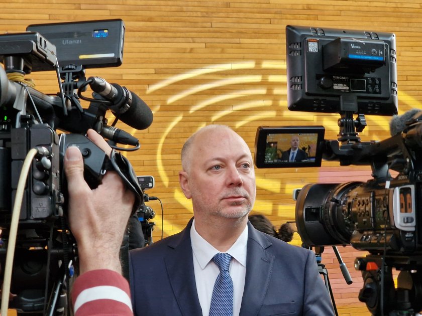 PM Zhelyazkov from Strasbourg: We will seek consensus with coalition partners on the Recovery and Resilience Plan