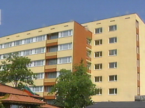 Младите хора, напускащи социални институции, ще получат сигурен дом и