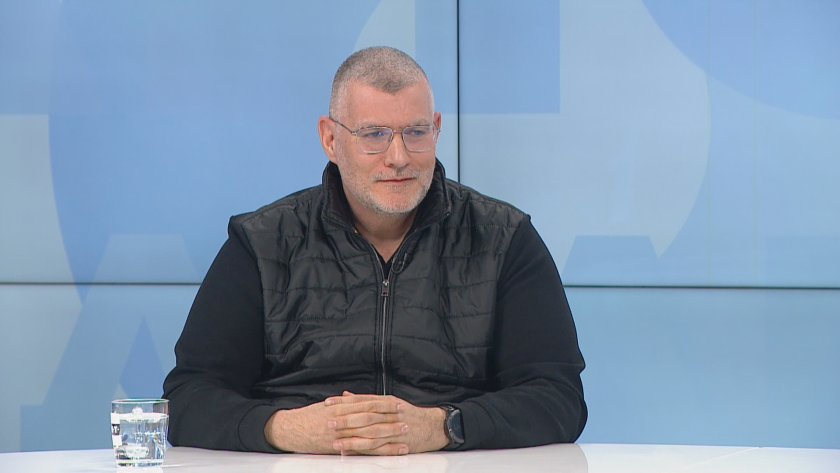 Проф. Момеков: Парацетамолът може да убие човек и то по много неприятен начин