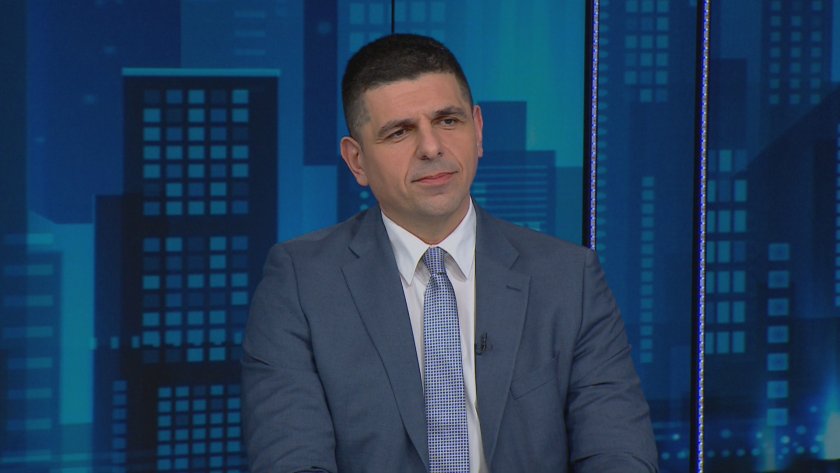 Очакваме правителството да вкара законите по ПВУ, за да ги