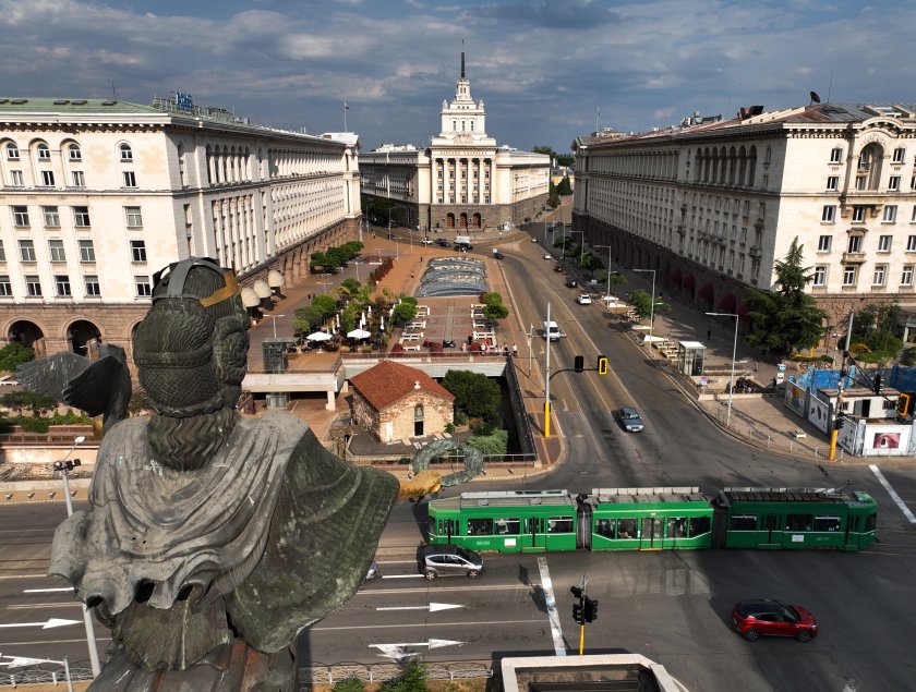 State's Finances: GERB-UDF and 'We Continue the Change-Democratic Bulgaria' in dispute over the budget and regulators