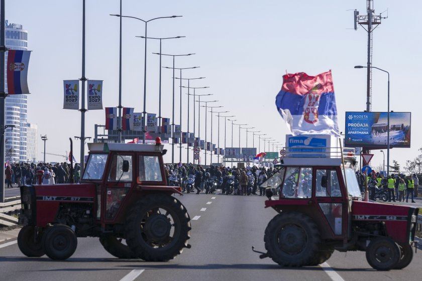 Протестиращите сръбски студенти отхвърлят всякакъв диалог с властта, докато не