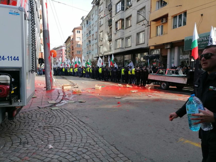 От ГЕРБ осъждат действията на партия "Възраждане"