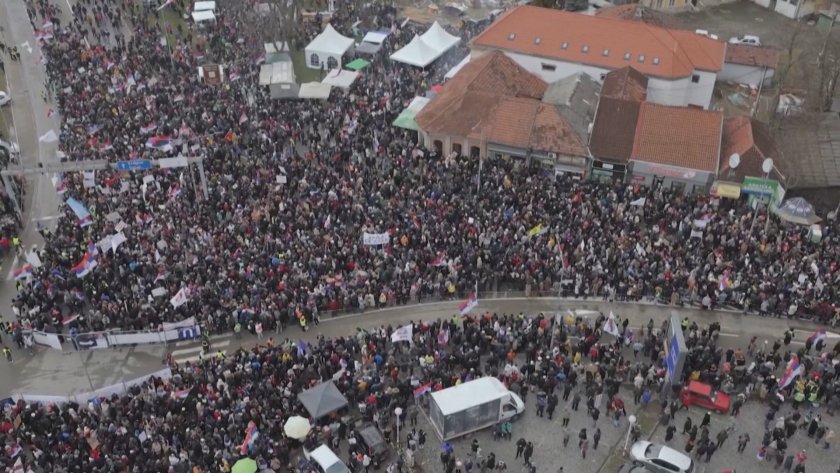 Огромен антиправителствен протест и митинг, оглавяван от президента Александър Вучич