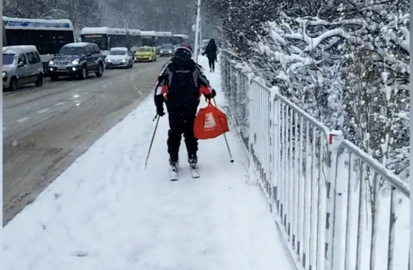 Skiing on the streets of Varna, why not?