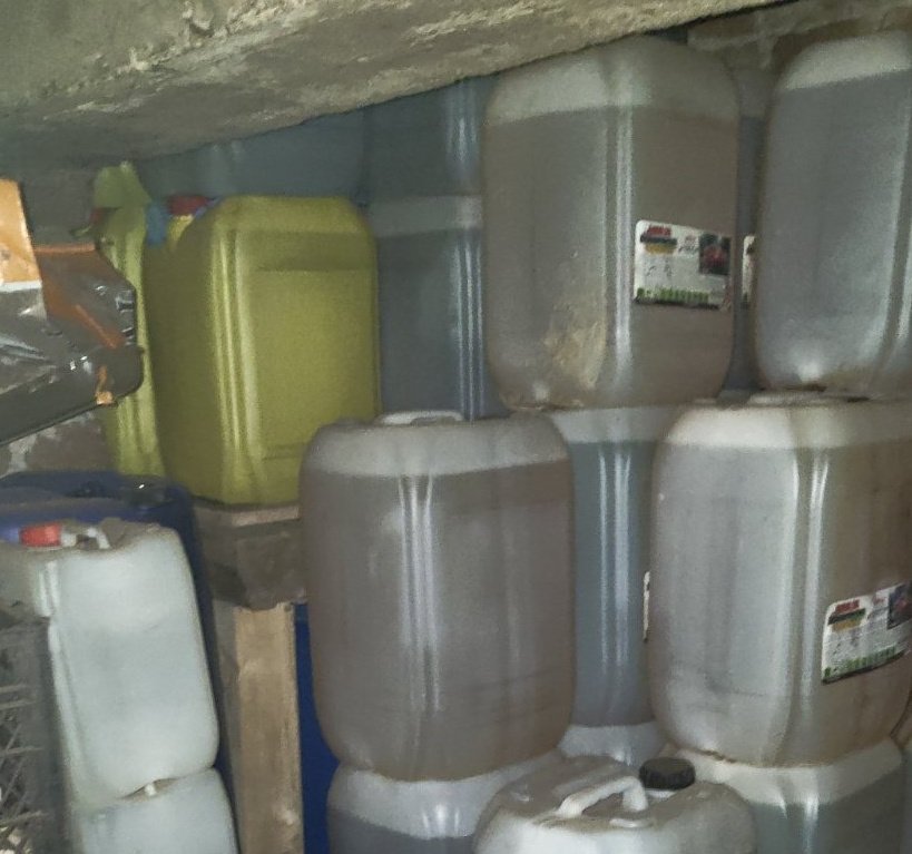 Стар "познайник" на полицията складира в мазе близо 2 тона дизелово гориво