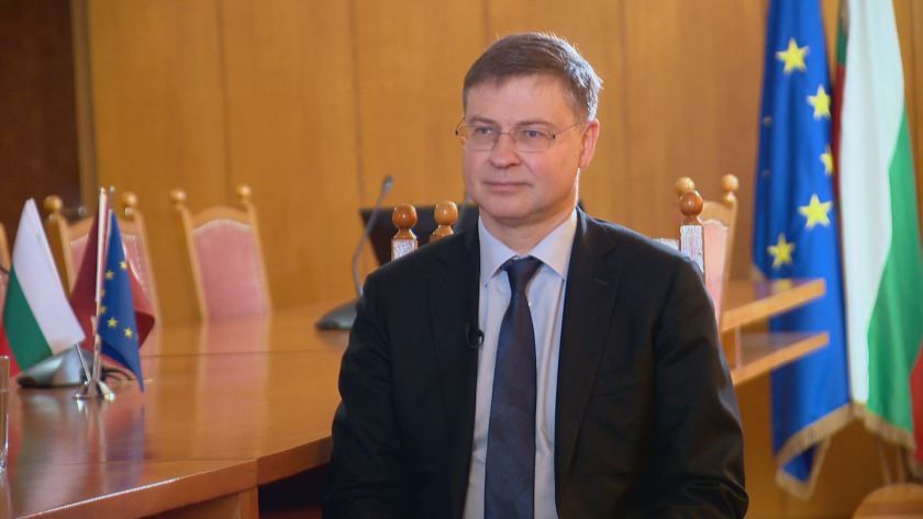 1 януари 2026 остава реалистична дата за влизане на България