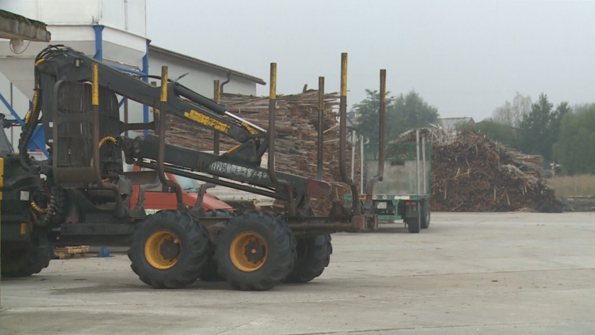 Заради критично ниските температури в страната фабриките за пелети в