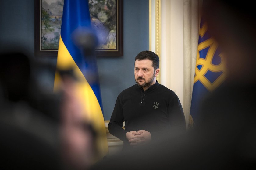Върховната Рада прие резолюция в подкрепа на Зеленски
