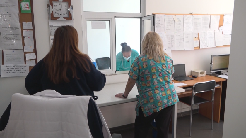 Медицински сестри готвят протест срещу съкращаване на времето за обучение