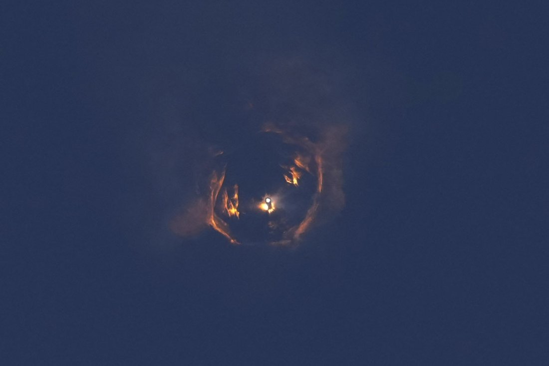 Мегаракетата Старшип“ на компанията Спейс Екс“ на Илън Мъск с