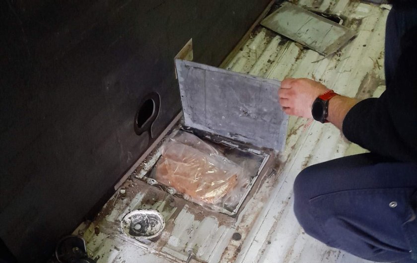 Международен канал за дрога бе разбит при операция на ГДБОП,