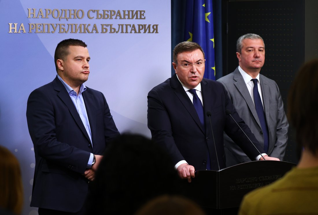 Управляващото мнозинство е стабилно и основен приоритет е приемане на