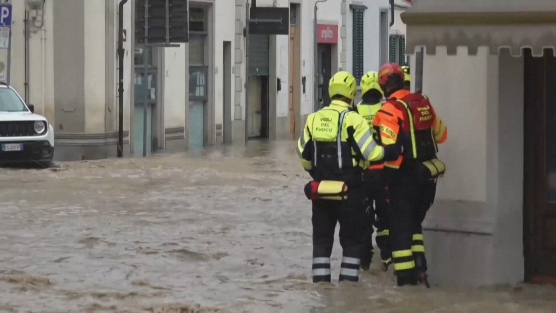 В Италия е обявена евакуация в зони край Флоренция и
