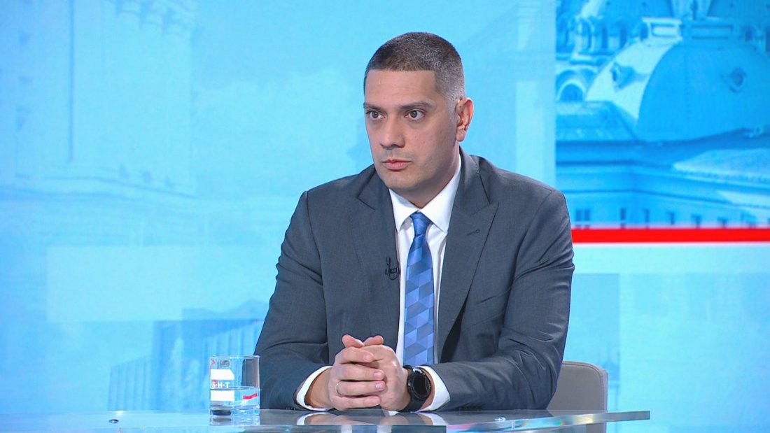 Има наплив от кандидатстващи да станат военнослужещи след увеличаването на