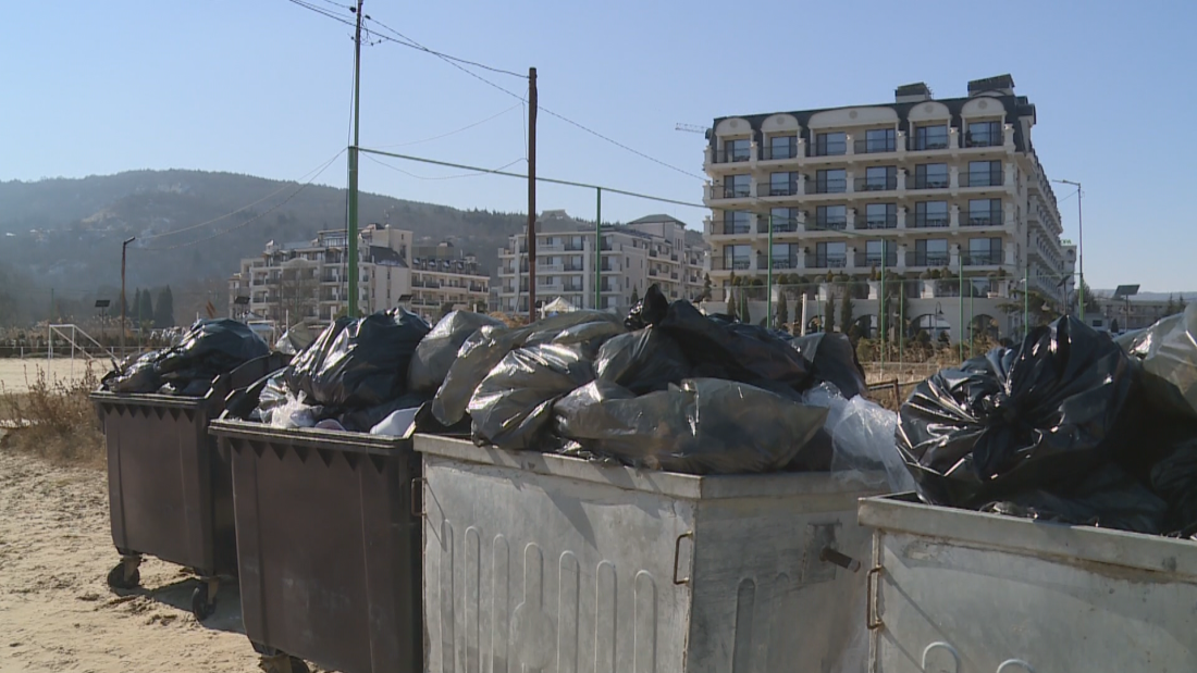 Проблеми с извозването на боклука в Кранево. Хотелиери и собственици